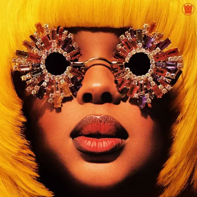 Album33 T 30 CM Cover Girl