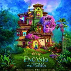 Album33 T 30 CM Encanto : la fantastique famille Madrigal