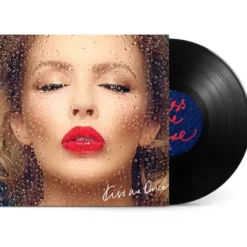 Album33 T 30 CM Kiss Me Once