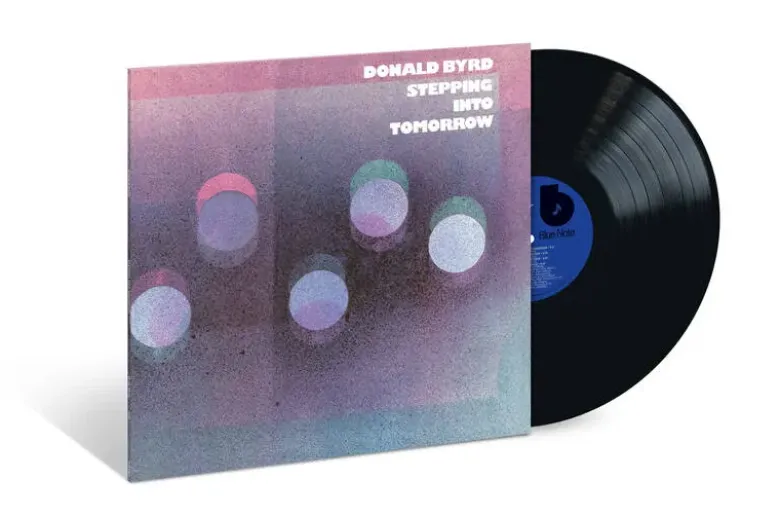 Album33 T 30 CM Stepping Into Tomorrow