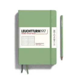 Carnet de notes Medium (A5), Couverture rigide, 251 pages numérotées, Sauge, pointillé